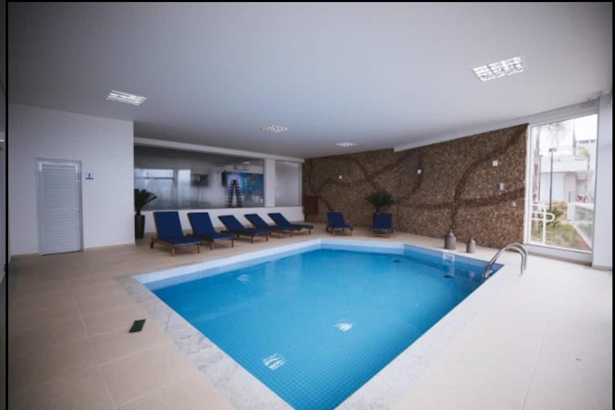 Apê estilo Resort c/ pé na areia e vista mar, próximo ao Beto Carrero Piçarras Exterior foto