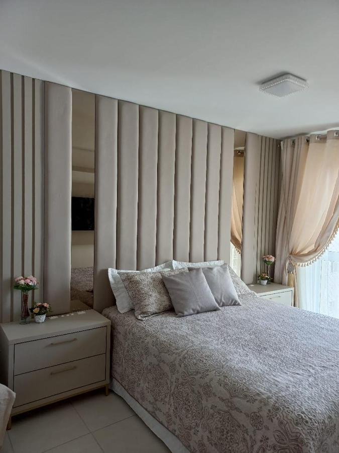 Apê estilo Resort c/ pé na areia e vista mar, próximo ao Beto Carrero Piçarras Exterior foto